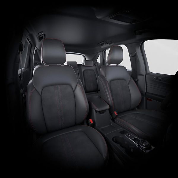 Ford Kuga (2026) 1,5 EcoBoost 137kW ST-LINE X - fotka 6 z 7