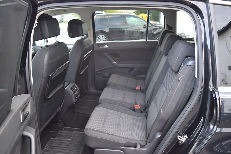 Volkswagen Touran (2016) 1.4TSI 110kw CLBMT 7MÍST TAŽN - fotka 14 z 50