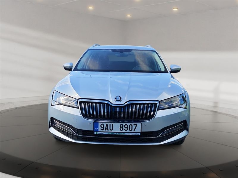 Škoda Superb 2,0 TDI 110 Style DSG - fotka 2 z 11