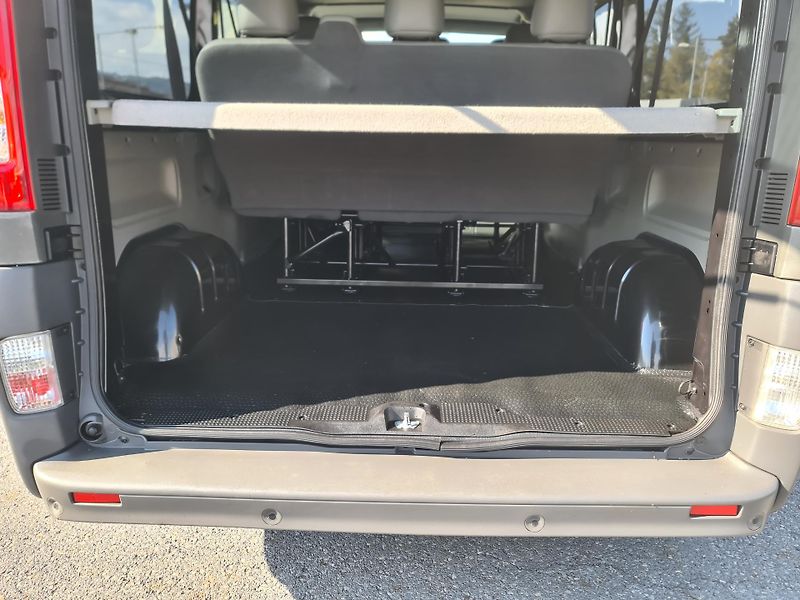 Opel Vivaro (2012) LONG 2.0 CDTi HRADEC KRÁLOVÉ - fotka 65 z 89