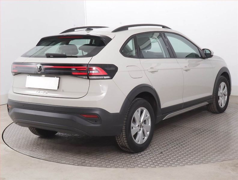 Volkswagen Taigo (2022) Life 1.0 TSI, Automat - fotka 5 z 17