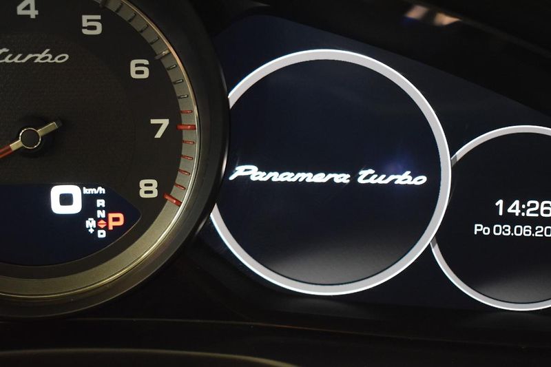 Porsche Panamera (2017) Turbo/CZ/Záruka/Bose/Carbon - fotka 65 z 66