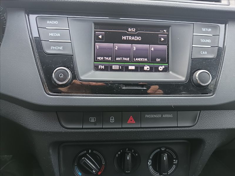 Škoda Fabia 1,0 MPi  Active - fotka 21 z 21