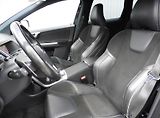 Volvo XC60 2.4 D5 R-Design AWD A/T Navi - náhled 13