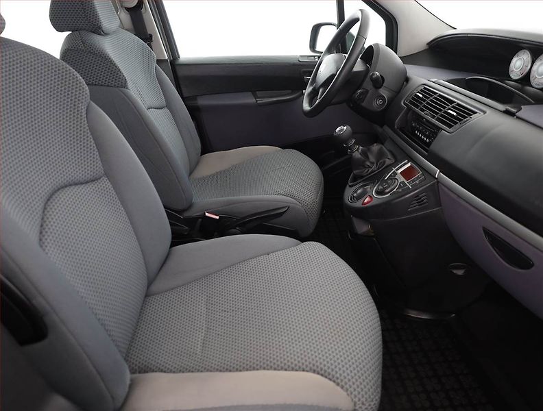 Fiat Ulysse (2009) 2.0 JTD, 7 míst, po STK - fotka 7 z 15