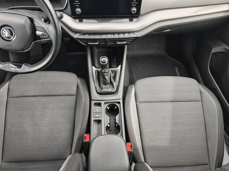 Škoda Octavia Ambition 6MP 2,0TDI - fotka 9 z 21