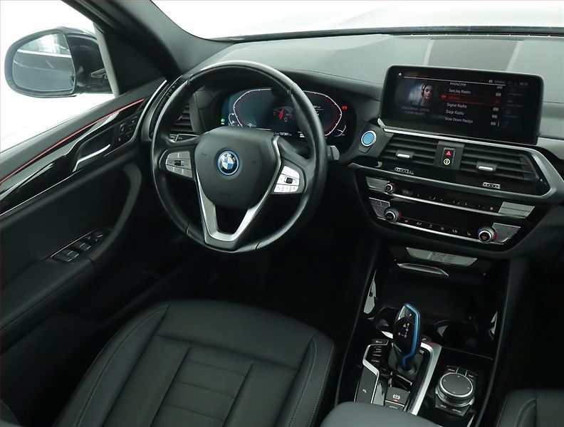 BMW iX3 (2021) 80 kWh, SoH 98% - fotka 7 z 25
