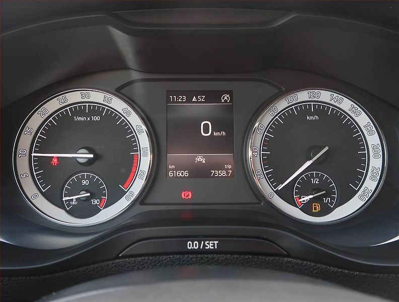 Škoda Karoq (2021) Style Plus 2.0 TDI - fotka 11 z 23
