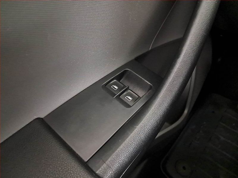 Škoda Rapid (2013) 1.2 TSI - fotka 15 z 16
