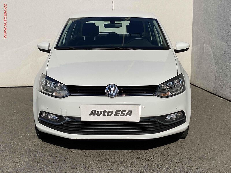 Volkswagen Polo (2017) 1.2 TSi, Allstar, park. čidla - fotka 2 z 17
