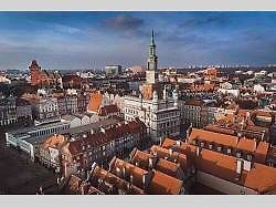 Ulice Dluga v Poznani patří k těm nejkrásnějším.