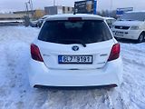 Toyota Yaris (2016) HYBRID 1,5 54 KW STK AUTOMAT - náhled 3