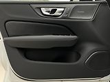 Volvo V60 (2026) B4 PLUS DARK AUT - náhled 21