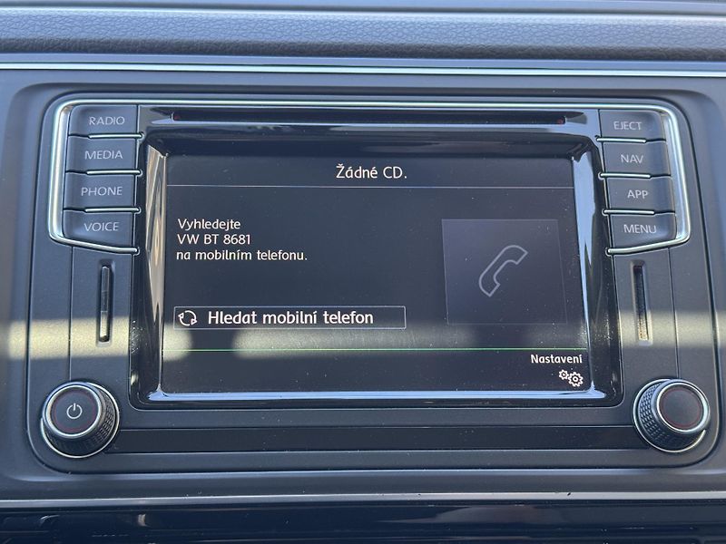 Volkswagen Multivan (2017) 2.0TDi DSG Highline RZV - fotka 38 z 54