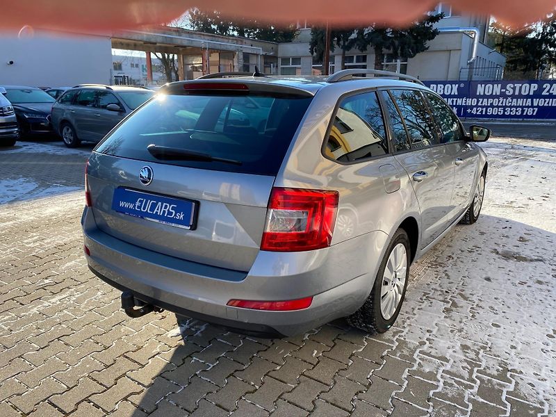 Škoda Octavia (2016) Škoda Octavia 1,6TDi TOP STAV - fotka 6 z 18