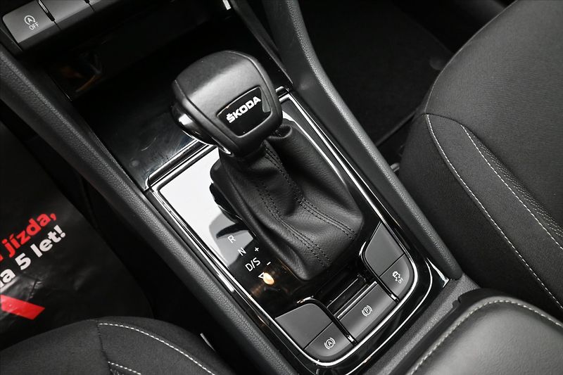 Škoda Karoq 2,0 TDI 85 kW DSG  VIRTUAL Zár - fotka 22 z 30