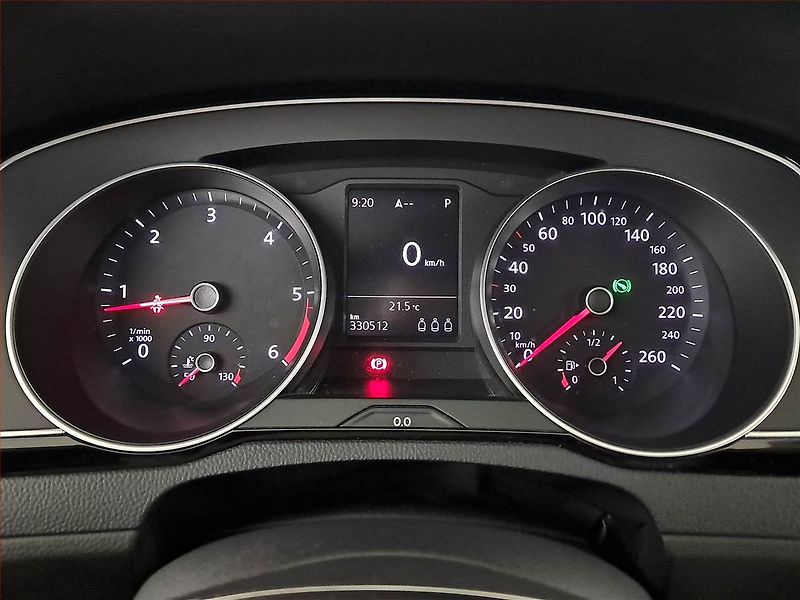 Volkswagen Passat (2015) Comfortline 2.0 TDI, Automat - fotka 11 z 18
