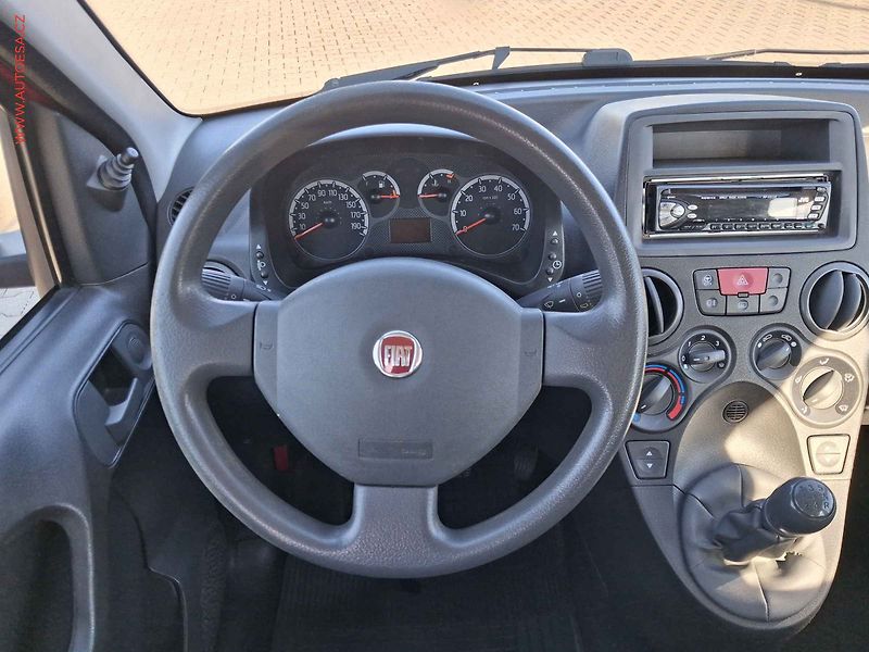 Fiat Panda (2011) 1.2i, Dynamic, AC - fotka 11 z 12