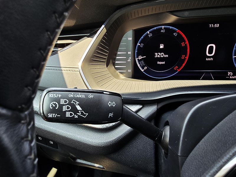 Škoda Octavia 2.0TDI 85KW AMBI+ NEHAVAR ČR - fotka 12 z 37