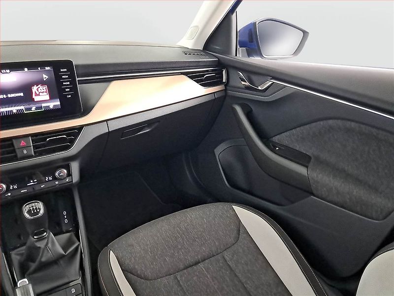 Škoda Scala (2020) 1.6 TDI, Navi, Tempomat - fotka 8 z 20