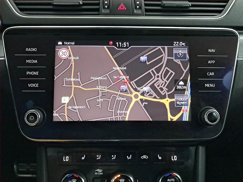 Škoda Superb (2020) Scout 2.0 TSI - fotka 13 z 20