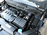 Volkswagen Touran 1,6 TDi DSG 7.míst,1maj.,závěs - náhled 35