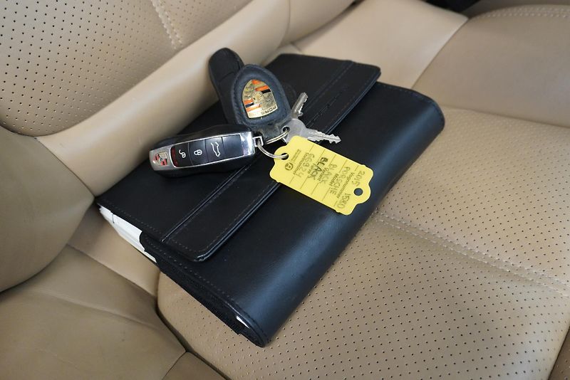 Porsche Macan 3.0i AWD PDK7 - fotka 25 z 27