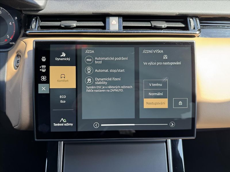 Land Rover Range Rover Velar 3,0 D300 Dynamic HSE ZÁRUKA - fotka 27 z 33