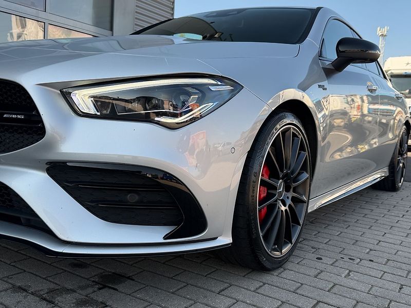 Mercedes-Benz CLA 35 AMG 4MATIC Premium - fotka 9 z 40