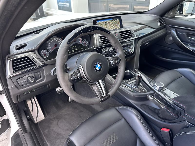 BMW M4 Competition M-Performance - fotka 10 z 25