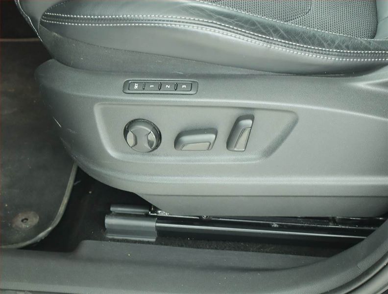 Škoda Kodiaq (2023) Style 2.0 TDI - fotka 17 z 17