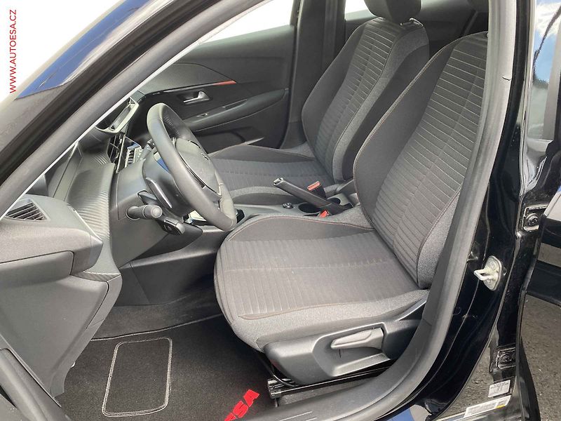 Peugeot 208 (2023) 1.2 PT, Active, AT, navi - fotka 9 z 18