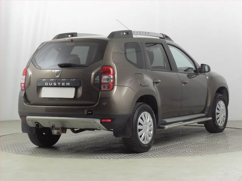 Dacia Duster (2017) 1.6 SCe, 4X4, Serv.kniha - fotka 5 z 21