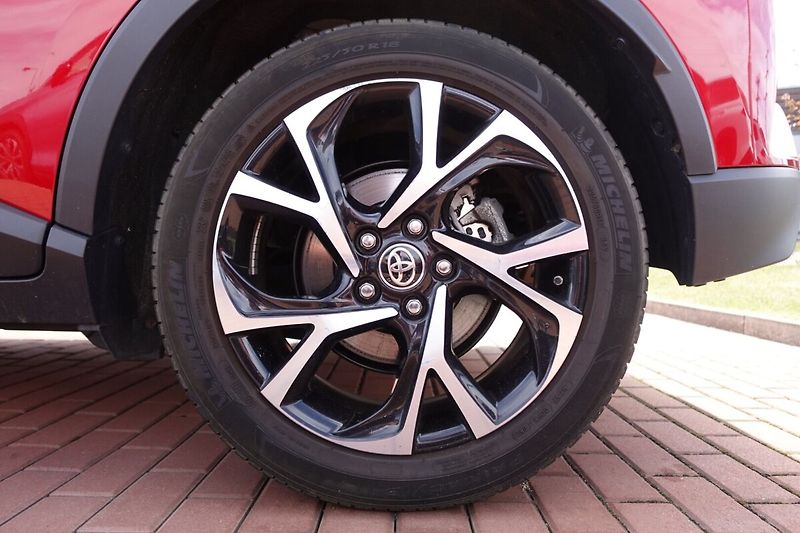 Toyota C-HR 1.8HSD - 1 CVT Style - fotka 8 z 32