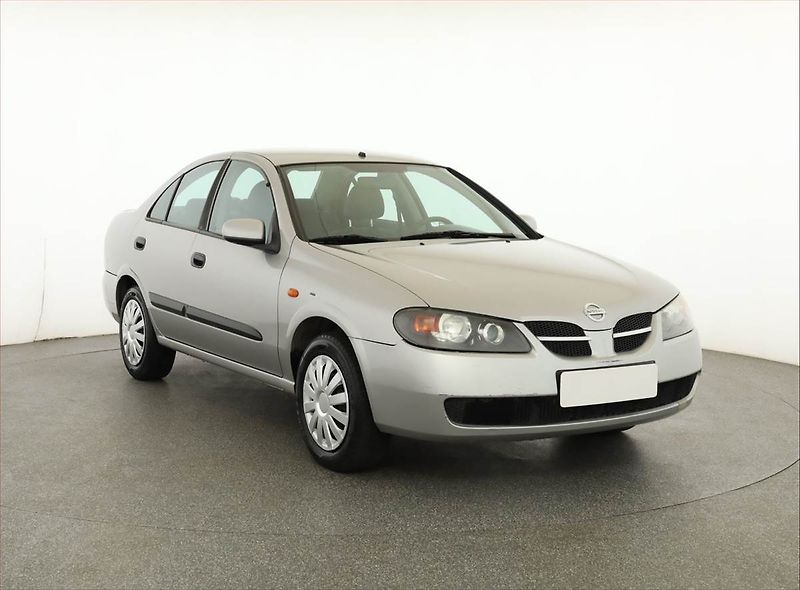 Nissan Almera (2004) 1.5, nová STK, Klima - fotka 1 z 14