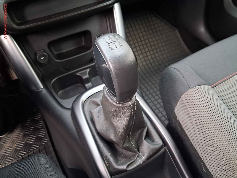 Citroën C3 Aircross (2018) 1.2 PT, 1.maj,ČR, AC, tempo - fotka 15 z 18