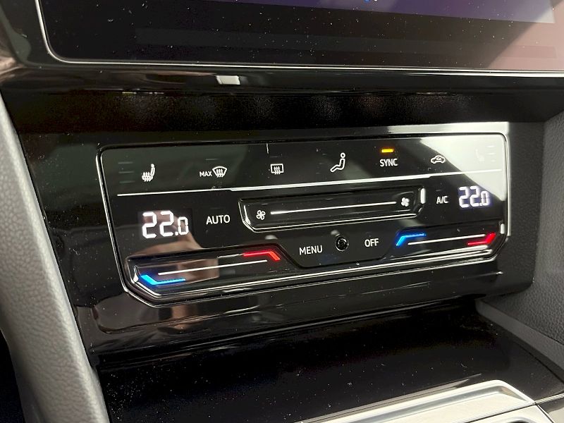 Volkswagen Arteon (2024) R 2.0 TSI 235kW 4Motion DSG - fotka 23 z 38