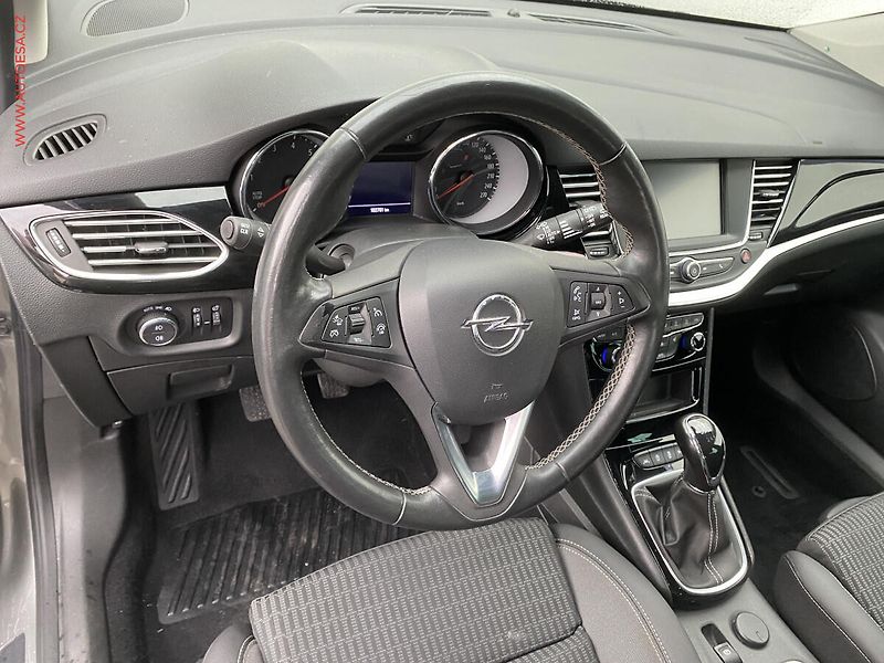 Opel Astra (2021) 1.2 T, Sport, LED, kamera - fotka 12 z 18