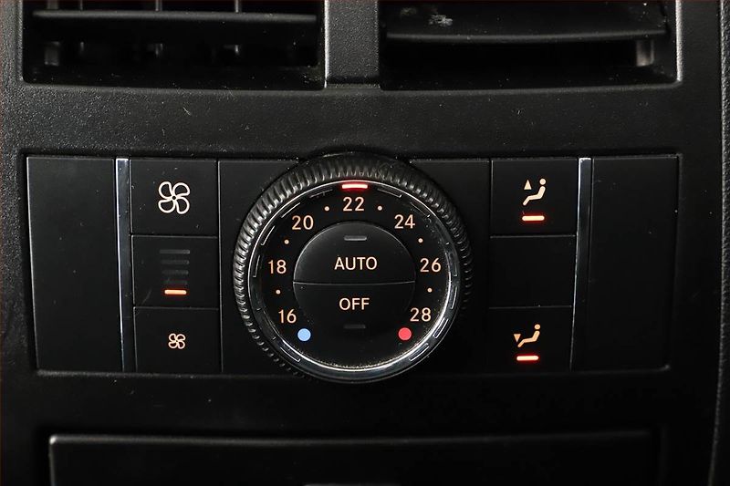 Mercedes-Benz GL (2006) 420 CDI, 4X4, Automat, Kůže - fotka 17 z 21