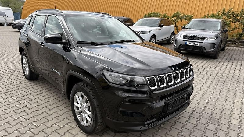 Jeep Compass (2021) 1.3i 4x4,PHEV,50km dojezd - fotka 38 z 51