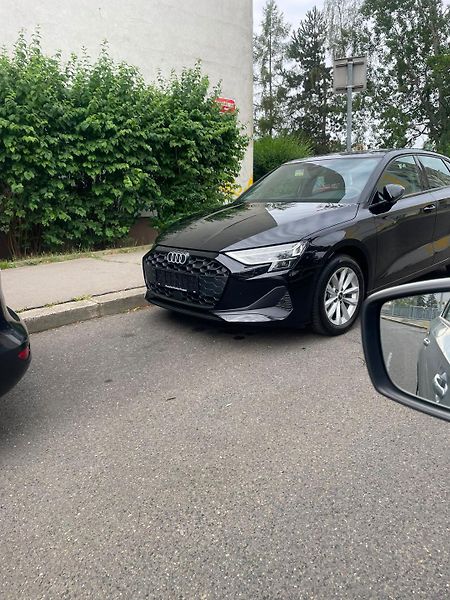 Audi A3 (2024) Audi A3 2024 v perfektní stav - fotka 6 z 6