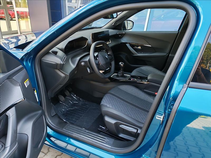 Peugeot 2008 (2026) 1,2 2008 ALLURE Turbo 100 MAN6 - fotka 12 z 16