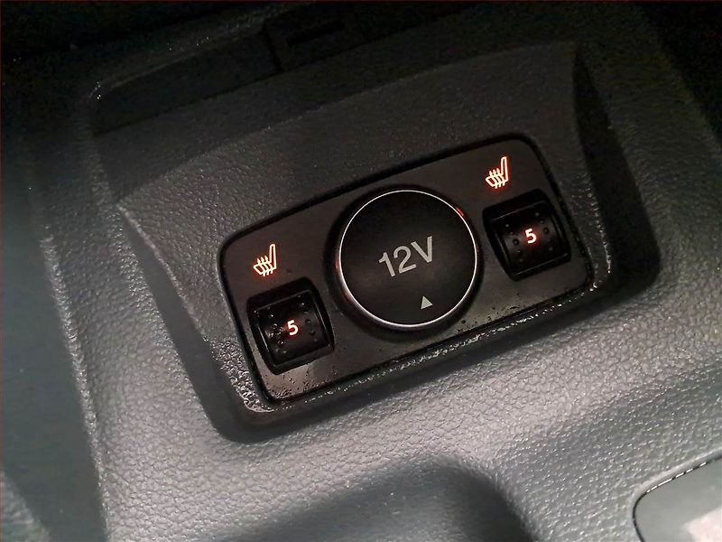 Ford C-MAX (2013) 1.6 TDCi, Vyhř. sedaček - fotka 16 z 18