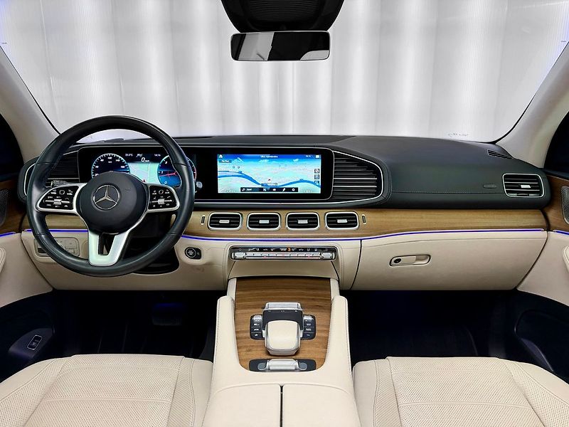 Mercedes-Benz GLE 400d 4MATIC AMG, WEBASTO, PANO - fotka 10 z 35