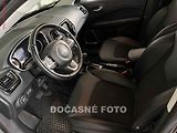Jeep Compass (2021) 1.3 T, 2.maj,ČR, ACC, xenon - náhled 2