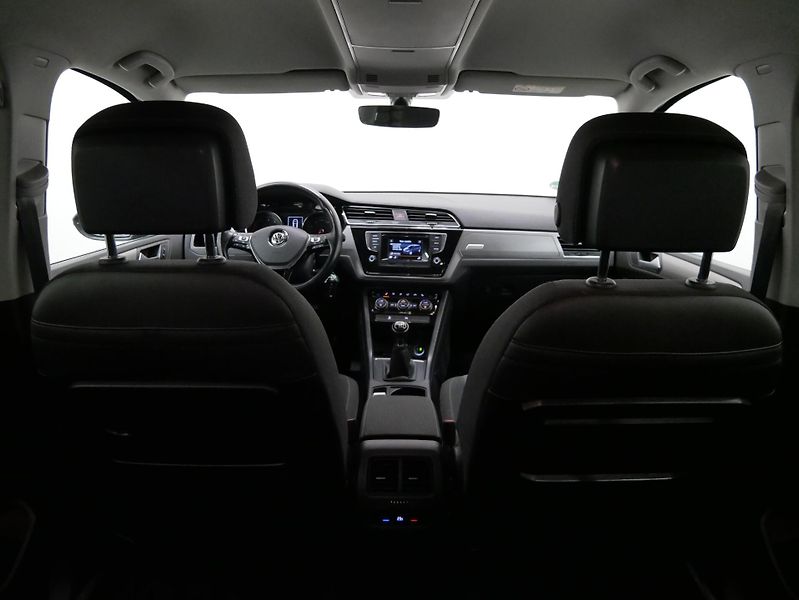 Volkswagen Touran - fotka 24 z 26