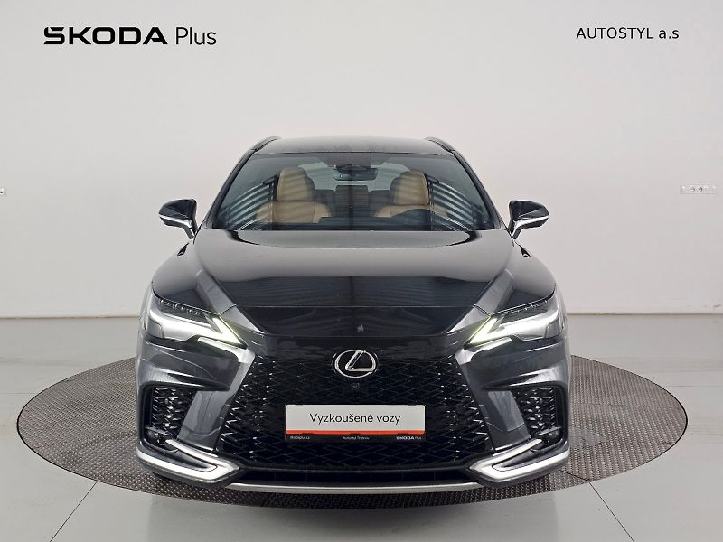 Lexus RX 350 (2024) 2.5HEV 250k 4x4 FSPORT+ Head U - fotka 4 z 26