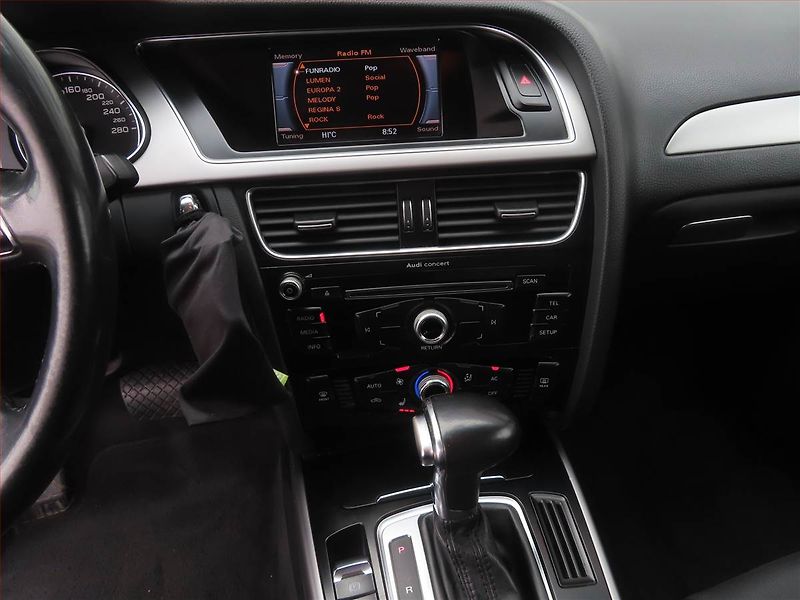 Audi A4 (2013) 2.0 TDI, Automat, Xenony - fotka 12 z 19