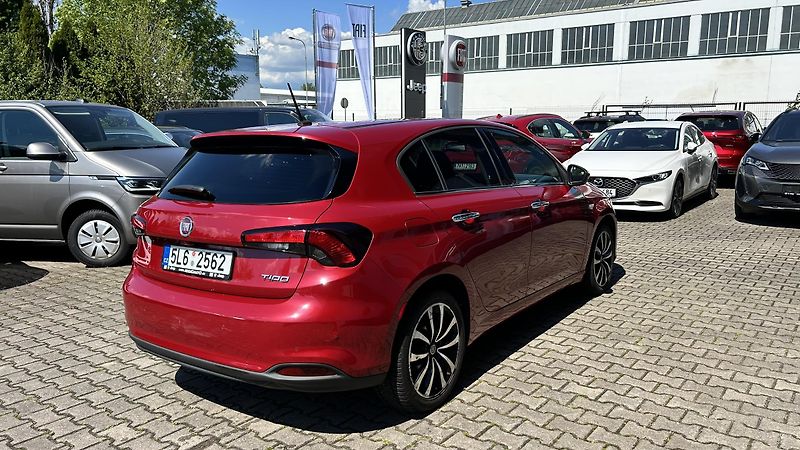 Fiat Tipo 1.4 T-Jet 120k Lounge  - fotka 5 z 14