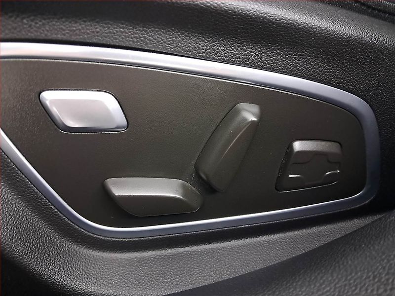Renault Talisman (2020) Initiale Paris 2.0 Blue dCi - fotka 19 z 26